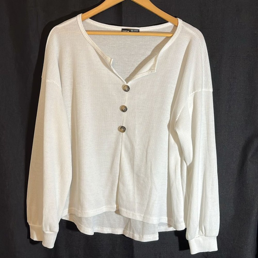 White long sleeve blouse